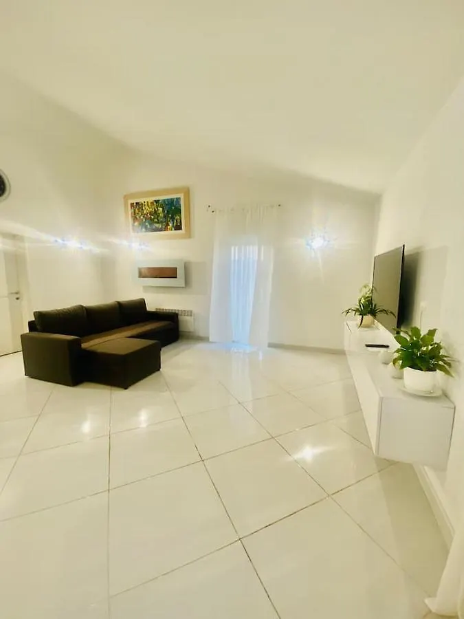 Apartments Eden Sisan 0*,  Croatia