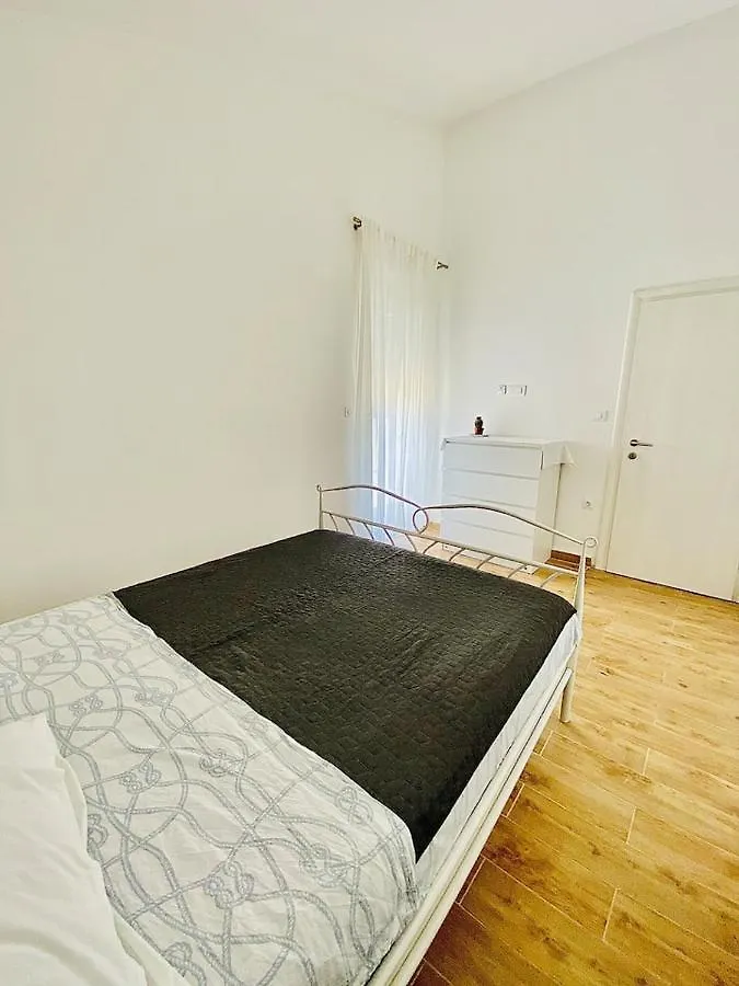 Apartments Eden Sisan Croatia