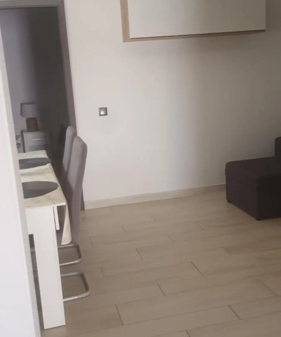 Apartments Eden Sisan 0*,